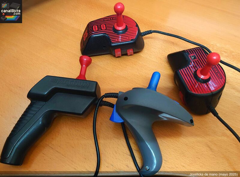 Archivo:Joystick mano.JPG